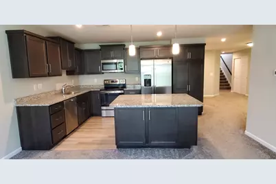 686 Daphne Way, Crescent Springs, KY 41017 - Photo 3