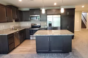 686 Daphne Wy, Crescent Springs, KY 41017 - Photo 3