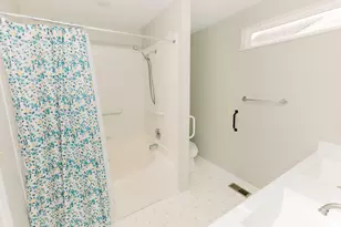 8453 Bridle Ct, Florence, KY 41042 - Photo 17