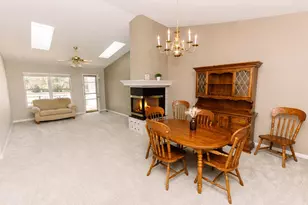 8453 Bridle Ct, Florence, KY 41042 - Photo 7