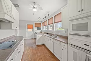 1031 Highland Ave, Fort Thomas, KY 41075 - Photo 9