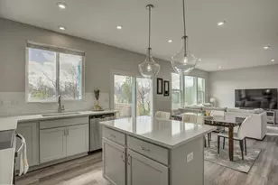 605 Blanda Ct, Walton, KY 41094 - Photo 7