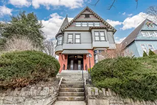 634 Greenup St, Covington, KY 41011 - Photo 3