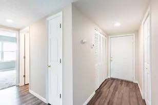 210 Ashley Dr, Alexandria, KY 41001 - Photo 3