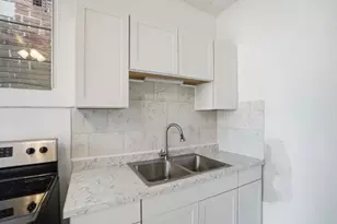 226 W 10th St, Newport, KY 41071 - Photo 5