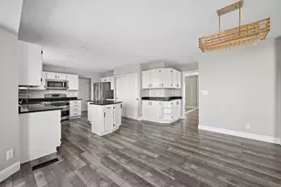 3947 Buckhill Dr, Elsmere, KY 41018 - Photo 9