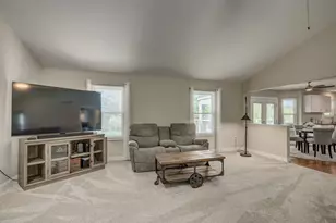 6113 Kingsgate Dr, Burlington, KY 41005 - Photo 7