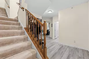 403 Southwind Ln, Ludlow, KY 41016 - Photo 3