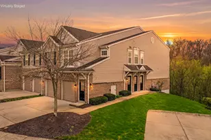 403 Southwind Ln, Ludlow, KY 41016 - Photo 1