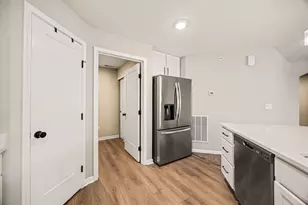 628 Foxhill Dr, Crescent Springs, KY 41017 - Photo 9