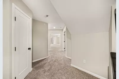 628 Foxhill Drive #10-101, Crescent Springs, KY 41017 - Photo 5