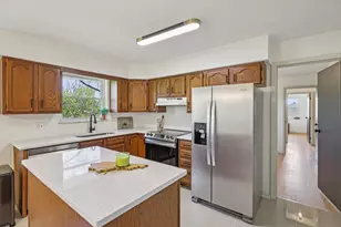 143 Capri Dr, Fort Thomas, KY 41075 - Photo 9