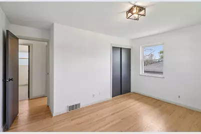 143 Capri Drive, Fort Thomas, KY 41075 - Photo 17