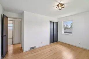 143 Capri Dr, Fort Thomas, KY 41075 - Photo 17