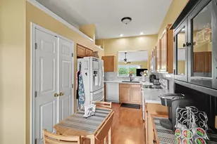 512 Shadow Ridge Dr, Highland Heights, KY 41076 - Photo 9