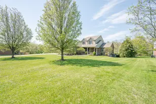 5605 Regal Ridge Dr, Burlington, KY 41005 - Photo 3