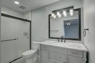 2048 W Horizon Dr, Hebron, KY 41048 - Photo 13