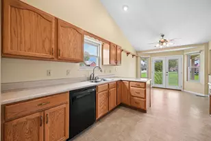 8471 Moonstone Ct, Florence, KY 41042 - Photo 17