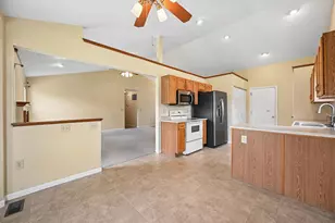 8471 Moonstone Ct, Florence, KY 41042 - Photo 15