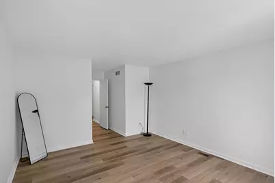 210 Bellpointe, Bellevue, KY 41073 - Photo 15