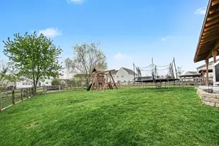 9795 Cherbourg Dr, Union, KY 41091 - Photo 33