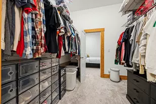 326 W 8th St, Covington, KY 41011 - Photo 11