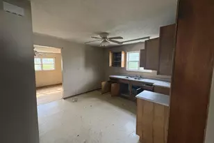 15 Short Race St, Dry Ridge, KY 41035 - Photo 7