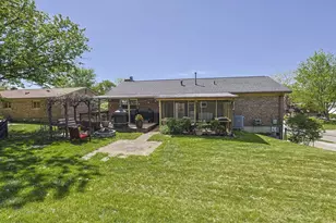 826 Eastland Dr, Villa Hills, KY 41017 - Photo 35