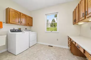 2234 Hawes Dr, Hebron, KY 41048 - Photo 9