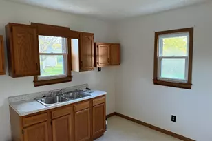 508 Pendleton St, Falmouth, KY 41040 - Photo 9