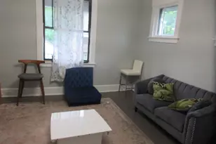 244 E 46th St, Covington, KY 41015 - Photo 5