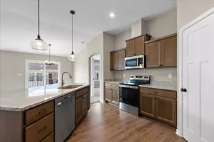 883 Walton Ter Dr, Walton, KY 41094 - Photo 5
