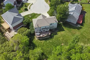 2053 Wedgewood Ln, Hebron, KY 41048 - Photo 3