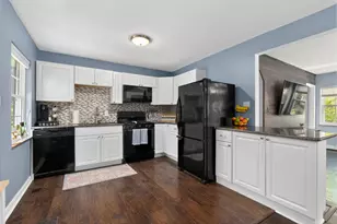 1425 Amsterdam Rd, Park Hills, KY 41011 - Photo 9