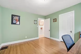 87 W Vernon Ln, Fort Thomas, KY 41075 - Photo 13