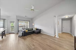 112 Parkside Dr, Florence, KY 41042 - Photo 5