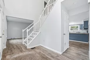 1229 Darvyville Dr, Florence, KY 41042 - Photo 7