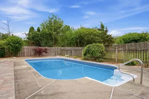 1229 Darvyville Dr, Florence, KY 41042 - Photo 3