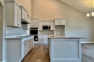 2221 Shay Ct, Union, KY 41091 - Photo 5
