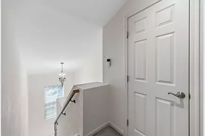 323 Skyview Court, Ludlow, KY 41016 - Photo 5
