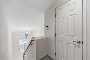 323 Skyview Ct, Ludlow, KY 41016 - Photo 5
