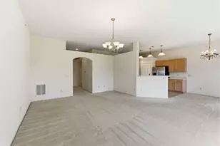 323 Skyview Ct, Ludlow, KY 41016 - Photo 9