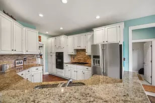 1695 Grandview Dr, Hebron, KY 41048 - Photo 19