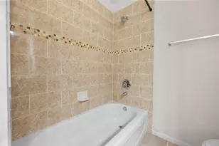 9788 Cherbourg Dr, Union, KY 41091 - Photo 29