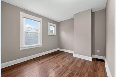 126 W 31st Street, Covington, KY 41015 - Photo 11