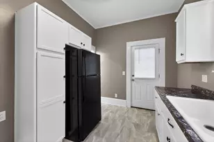 126 W 31st St, Covington, KY 41015 - Photo 19