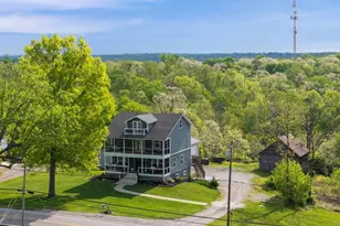 9939 Decoursey Pike, Latonia, KY 41015 - Photo 1