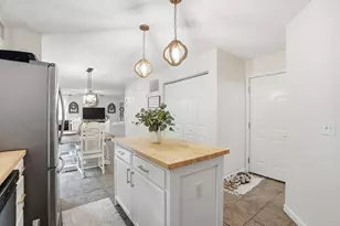1076 Brayden Ct, Hebron, KY 41048 - Photo 7