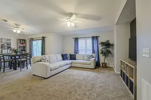 927 Summitridge Ln, Erlanger, KY 41018 - Photo 3