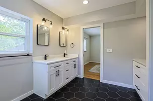1067 Lawton Rd, Park Hills, KY 41011 - Photo 29